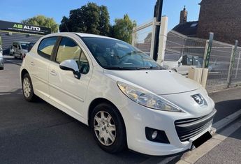  Voir détails -Peugeot 207 1.4 HDI 70CH  BLUE LION 5P à Harnes (62)