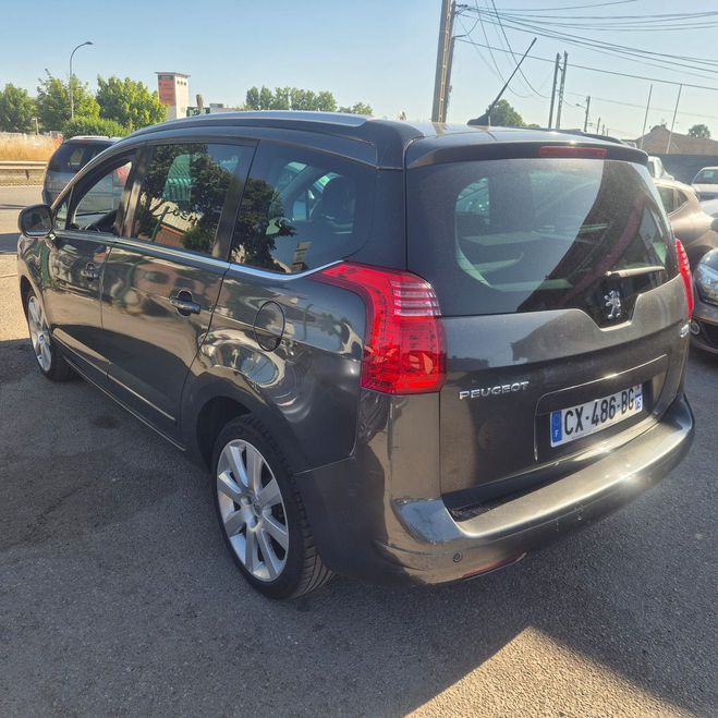 Peugeot 5008 2.0 HDI 150 ALLURE TPANO FIABLE Gris fonc de 2013