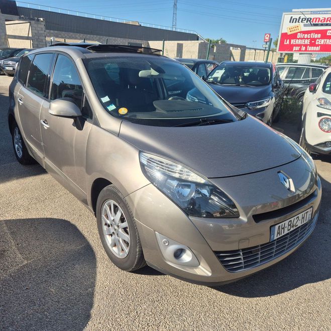 Renault Grand Scenic III 1.5 DCI 110 PRIVILEGE 5PL Beige de 2009