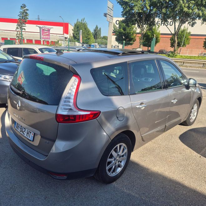Renault Grand Scenic III 1.5 DCI 110 PRIVILEGE 5PL Beige de 2009
