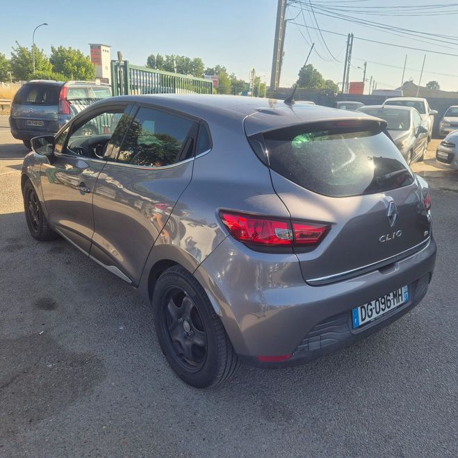 Renault Clio 0.9 TCE 90 ENERGY INTENS ECO2 Gris fonc de 2014