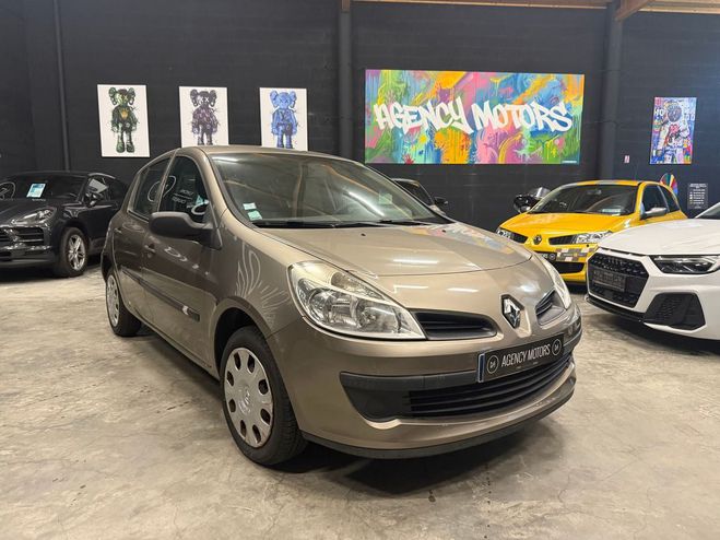 Renault Clio III 1.2 75 Ch Clim Gris de 2008