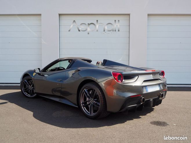 Ferrari 488 Spider V8 3.9L 670cv Gris de 2016