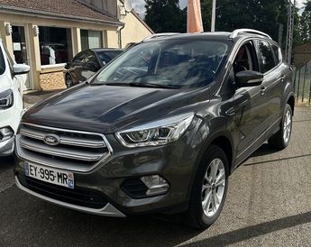  Voir détails -Ford Kuga 2.0 TDCI 150CH STOP&START TITANIUM 4X4 P à Alenon (61)