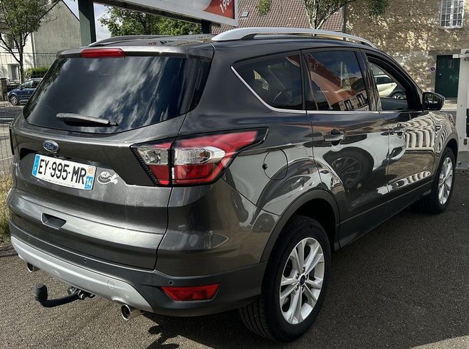Ford Kuga 2.0 TDCI 150CH STOP&START TITANIUM 4X4 P Gris F de 2018