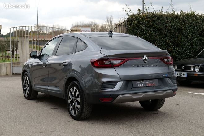 Renault Arkana 1.6 e-tech 145 ch business Gris de 2022
