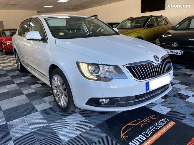 Skoda Superb Ambition Plus Blanc de 2014