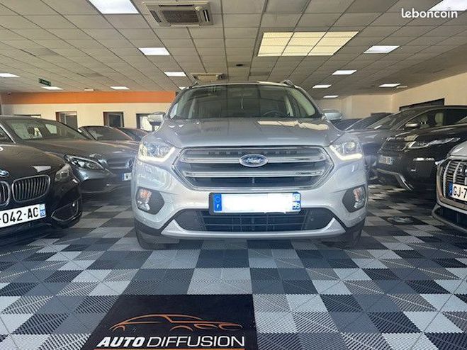 Ford Kuga Titanium Gris de 2019
