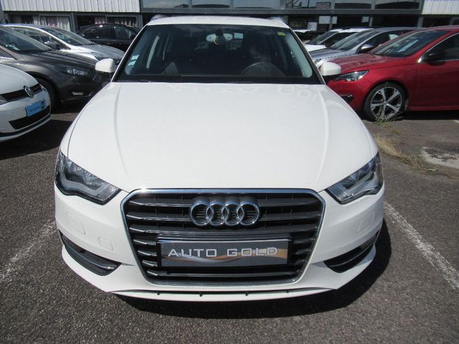 Audi A3 Sportback 1.6 TDI 105 Ambiente Blanc de 2013