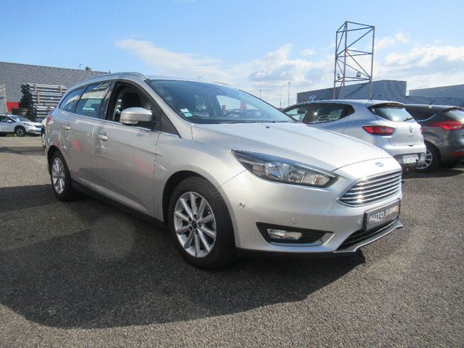 Ford Focus SW 1.5 TDCi 120 SetS Titanium Gris Clair de 2018