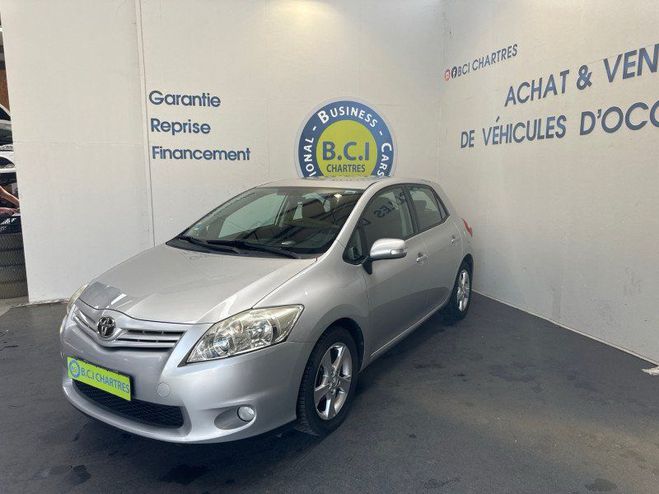 Toyota Auris 132 VVT-I CONNECT 5P Gris de 2011