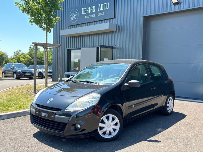Renault Clio III 1.2 16V 75 CH EXPRESSION 3P Noir Mtallis de 2009