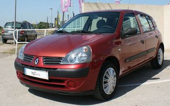 Voir détails -Renault Clio II 1.2 16V 75CH CAMPUS CLIM 5P à Vestric-et-Candiac (30)