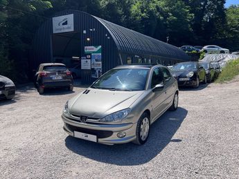  Voir détails -Peugeot 206 2.0 HDi 90cv Style à Sathonay-Camp (69)