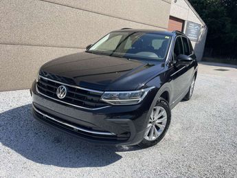  Voir détails -Volkswagen Tiguan 2.0 TDI DSG FACELIFT à Merchtem (17)