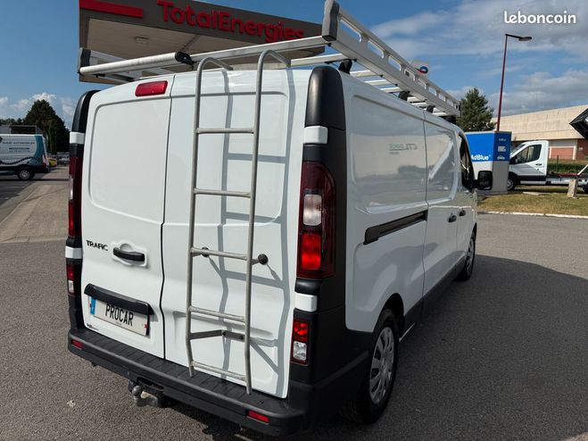 Renault Trafic 2.0 DCI 145 ENERGY GRAND CONFORT L2H1 13 Blanc de 2021