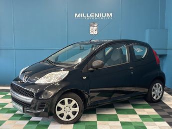  Voir détails -Peugeot 107 1.0 12V URBAN EURO5 3P à Royan (17)