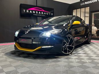  Voir détails -Renault Megane III COUPE 2.0 16V 265 Red Bull Racing RB à Beaumont-ls-Valence (26)