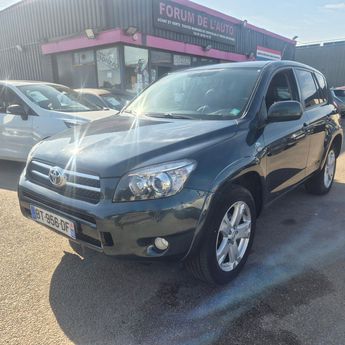 Toyota RAV 4 III 136 D-4D LIMITED EDITION FULL CUIR G à Coignires (78)