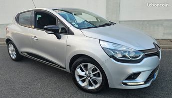  Voir détails -Renault Clio iv 0.9 tce limited 62.000 km à Belleville (69)