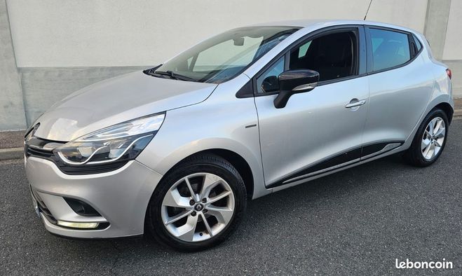 Renault Clio iv 0.9 tce limited 62.000 km Gris de 2017