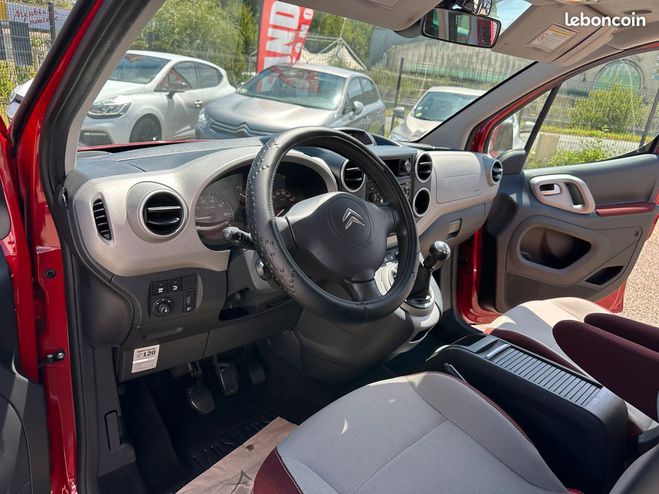 Citroen Berlingo 1.6 Vti 95Ch Confort Rouge de 2011