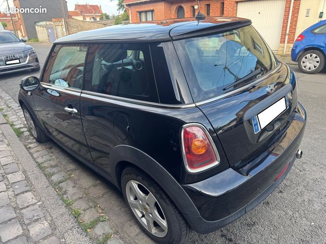 Mini Cooper one D 1.6 diesel 90 cv Noir de 2010