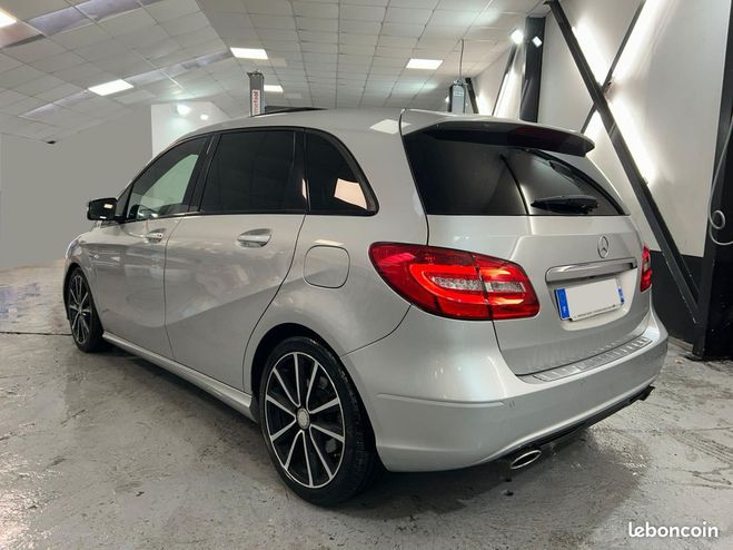 Mercedes Classe B B220 CDi 7G-DCT 170Ch Edition  de 2014
