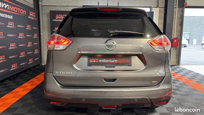 Nissan X Trail x tekna 7 places 1.6 dci 130 cv x-tronic Gris de 2016