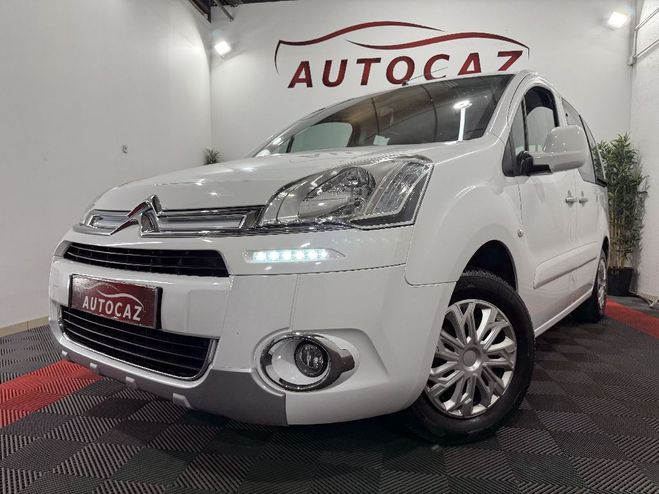 Citroen Berlingo MULTISPACE HDi 115 Exclusive  ATTELAGE Blanc de 2015