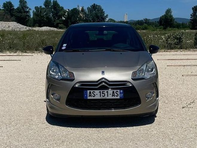 Citroen DS3 sport chic 1.6 i 16V 156 cv Or Mtallis de 2010