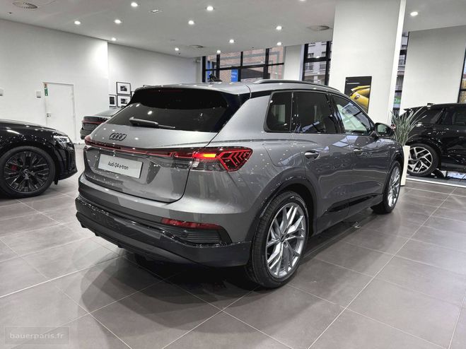 Audi Q4 E-Tron 45 285 ch 82 kWh S line Gris de 