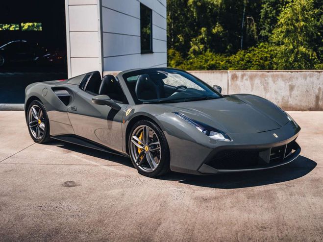 Ferrari 488 Spider Grigio Scuro Carbon Lift Gris de 