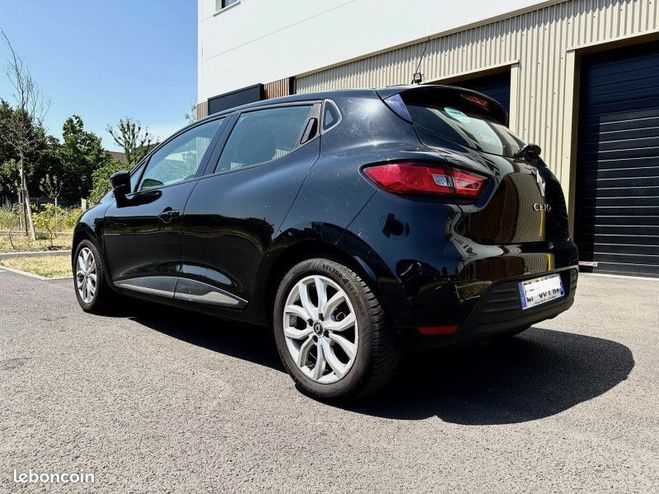 Renault Clio IV 1.5 DCI 90CH ENERGY BUSINESS EDC 5P Noir de 2017