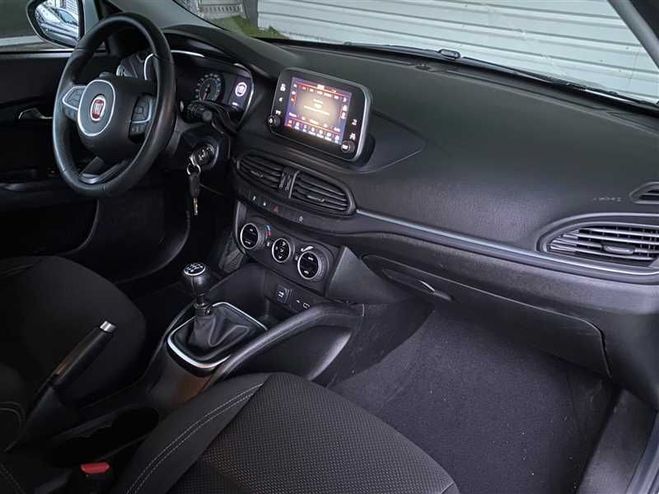 Fiat Tipo 1.6 MultiJet 120 ch S&S Lounge Gris Mtallis de 2019