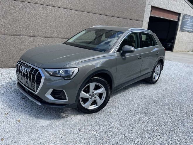 Audi Q3 2.0 TDi Design S tronic CUIR CLIM NAVI Gris Mtallis de 