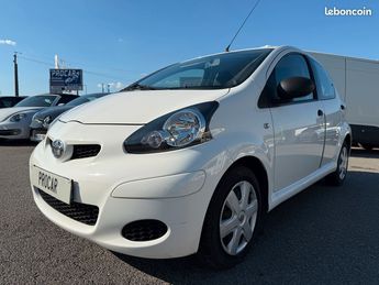  Voir détails -Toyota Aygo 1.0 VVT-i 68 IN à Charmeil (03)