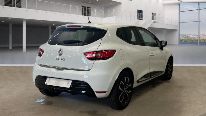 Renault Clio IV 1.2 TCE 120CH ENERGY LIMITED EDC 5P Blanc de 2017