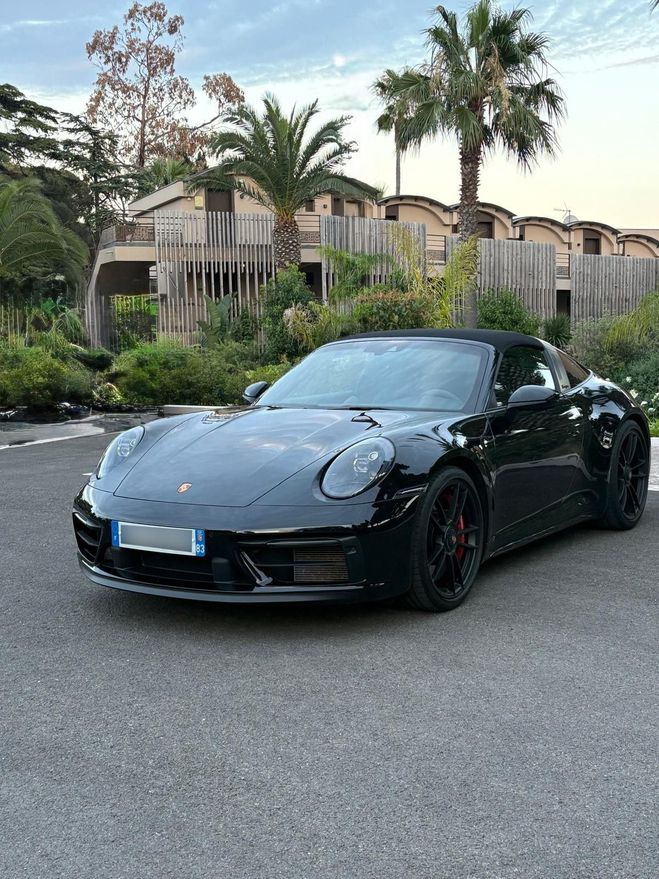 Porsche 911 992 TARGA 4 GTS / 2022 / 9.800 KM Noir de 2022