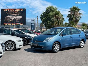  Voir détails -Toyota Prius 110h Linea Sol à Nice (06)