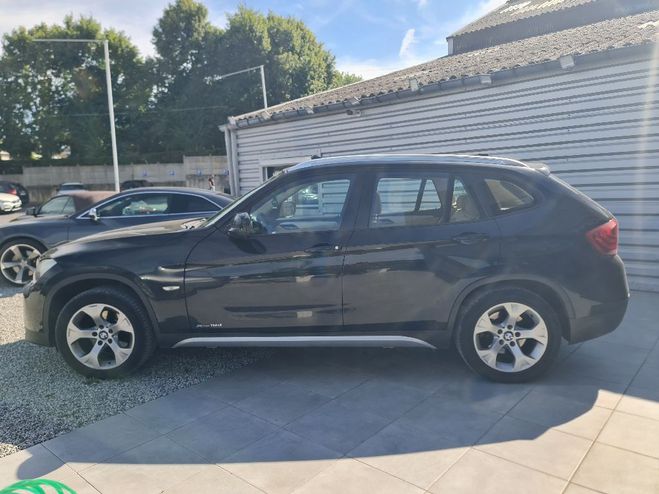 BMW X1 E84 sDrive 18d 2.0L D 143 ch Luxe * REPR Noir de 2010