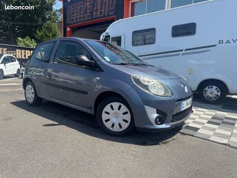  Voir détails -Renault Twingo II 1.2 LEV 16V 75CH AUTHENTIQUE ECO à Morsang-sur-Orge (91)