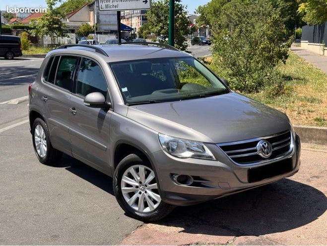 Volkswagen Tiguan 2.0 TFSI 170CV 4MOTION Boite automatique Gris de 2010