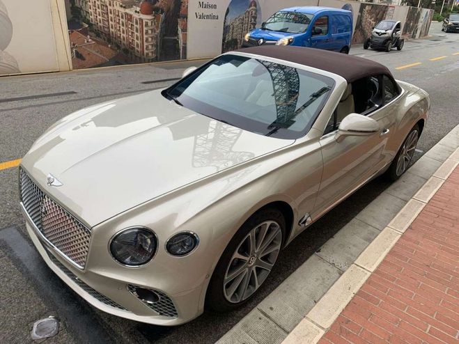 Bentley Continental GTC W12 6.0 635 ch BVA Beige de 2020