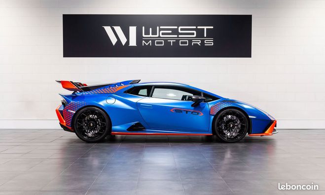 Lamborghini Huracan STO 640 ? IMMAT France Full Carbone Mat  Bleu de 2022