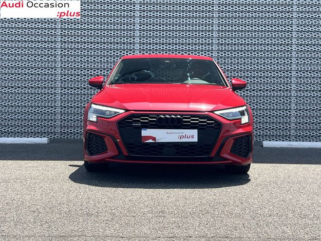 Audi A3 BERLINE 40 TFSI 190 S tronic 7 Quattro Tango Red Metallic de 2023