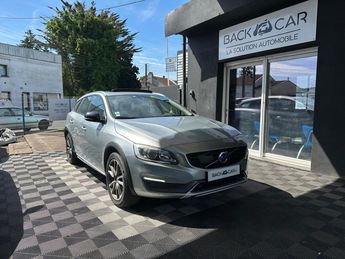  Voir détails -Volvo V60 CROSS COUNTRY D4 AWD 190 ch Geartronic 6 à Nantes (44)