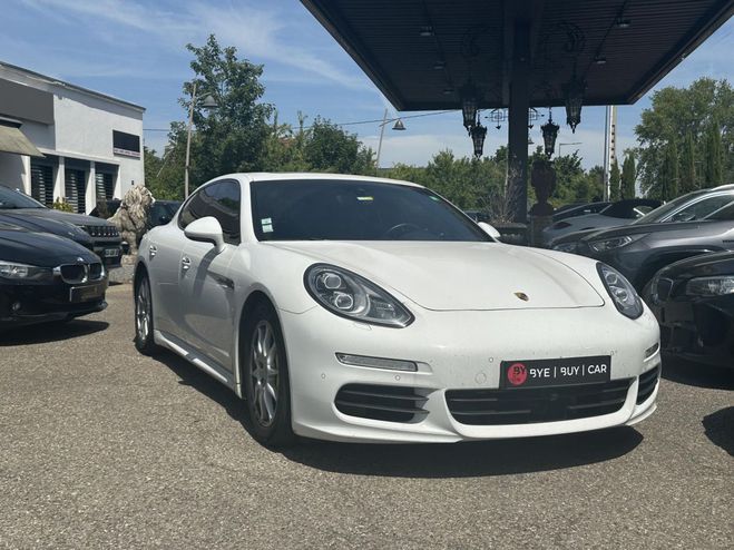 Porsche Panamera 3.0i V6 - 333 cv BVA Tiptronic S Type 97 BLANC de 2014
