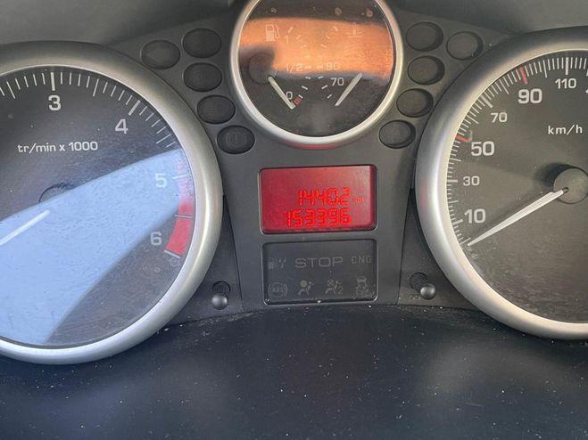 Peugeot 206+ 1.4 HDI 70 GRIS FONCE de 2011