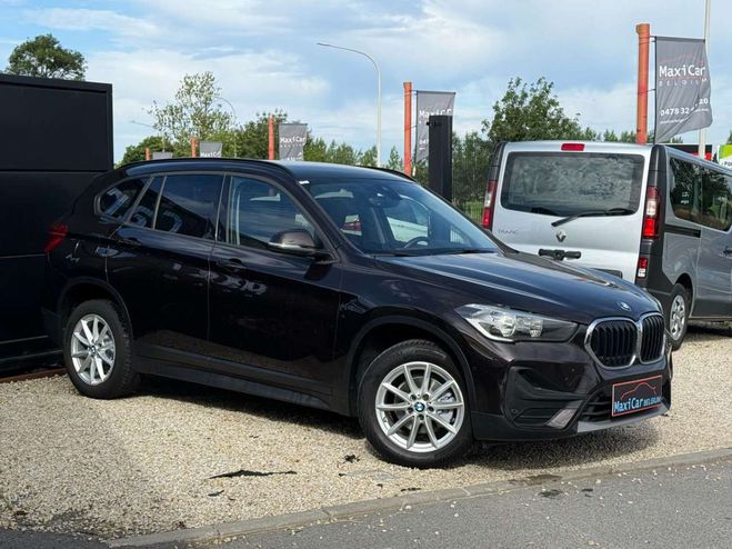 BMW X1 1.5 dA sDrive16-1er propritaire-Boite a Brun de 